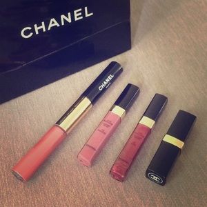 Brand New CHANEL rouge/gloss set of 4